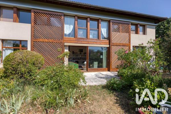 Maison à vendre 7 pièces 170 m² Saint-Ismier