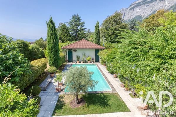 Maison à vendre 7 pièces 170 m² Saint-Ismier