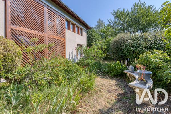 Maison à vendre 7 pièces 170 m² Saint-Ismier