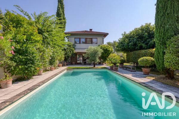 Maison à vendre 7 pièces 170 m² Saint-Ismier