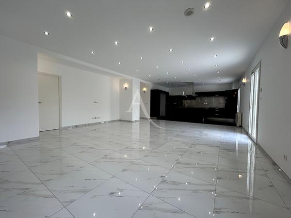 Maison Roissy En Brie 7 pièces 160 m2