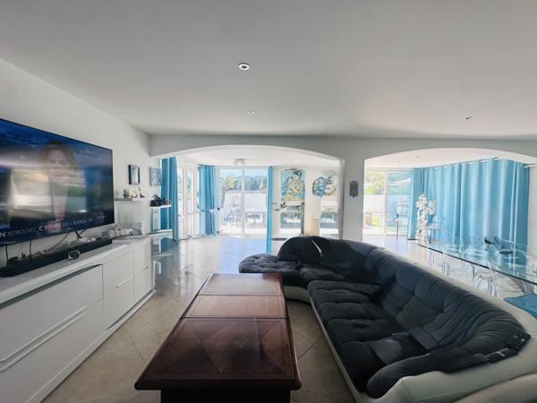 Prunelli-di-Fiumorbo (20243) Ensemble immobilier T3,T3,T4 300m2