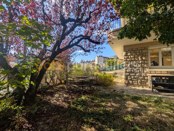 Vente Maison207 m² - 9 Pièces - RODEZ (12000)