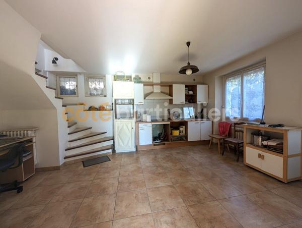 Vente Maison207 m² - 9 Pièces - RODEZ (12000)