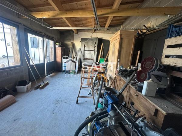 MAISON DE PLAIN-PIED – 4 CHAMBRES – PISCINE – GARAGE – ATELIER