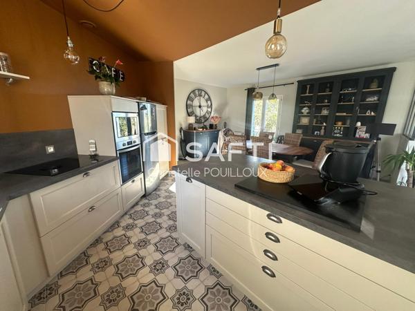 MAISON DE PLAIN-PIED – 4 CHAMBRES – PISCINE – GARAGE – ATELIER