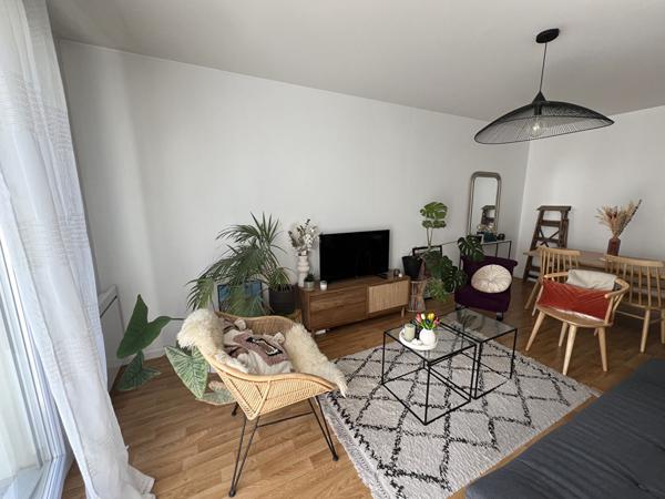 A LOUER TYPE 2 DE 48.92 m² avec balcon