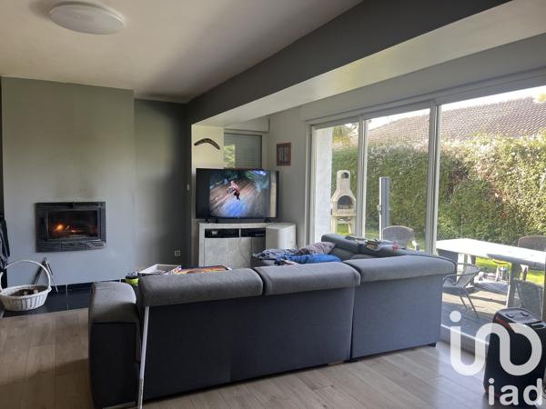 Maison traditionnelle 6 pièces de 120 m² à Juillan (65290)