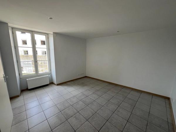 Vente Immeuble 500 m2 à Langres