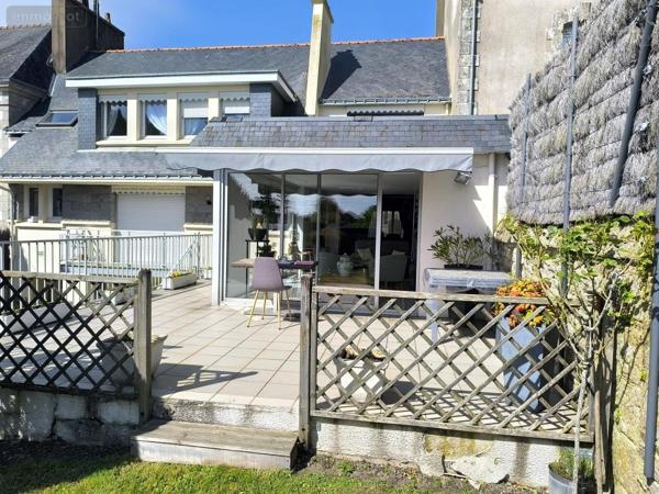 Maison à vendre à Pontivy dans le Morbihan (56300), ref : 56061-886