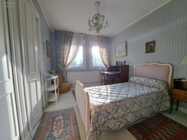 Maison à vendre à Pontivy dans le Morbihan (56300), ref : 56061-886