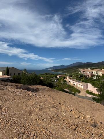 Saint-Florent (20217) TERRAIN CONSTRUCTIBLE 4 372M²