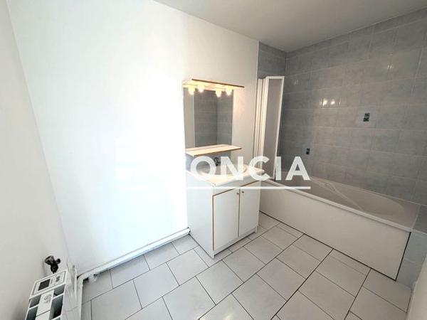 Location Appartement 2 pièces 53.6 m² - Arras 62000