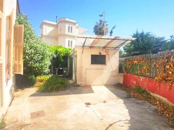 SAINT MAURICE : MAISON INDIVIDUELLE 120M2 AVEC GARAGE
