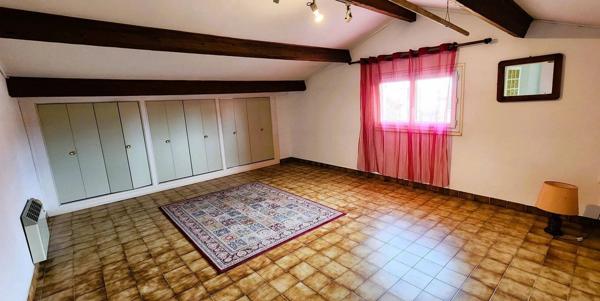 Villa à fort potentiel dans un quartier résidentiel calme