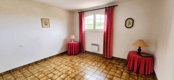 Villa à fort potentiel dans un quartier résidentiel calme