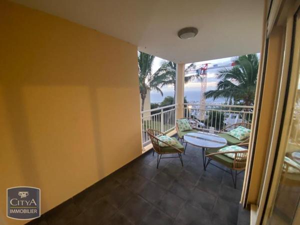 Appartement à louer 3 pièces 50.88m² Saint-Denis (97400)