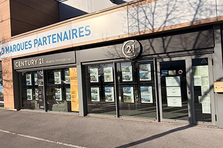 Appartement F3 à vendre  3 pièces - 63,94 m 2   PONTARLIER  - 25