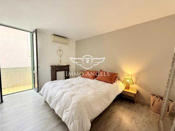 Nîmes centre, Jardins de La Fontaine, appartement bourgeois, 4 chambres, grand balcon.