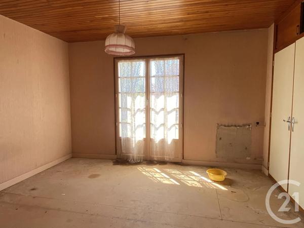 Maison à vendre  6 pièces - 148 m 2   ST PARIZE LE CHATEL  - 58