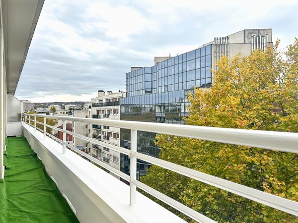 APPARTEMENT 3 PIECES 72M² - AVENUE PIERRE GRENIER