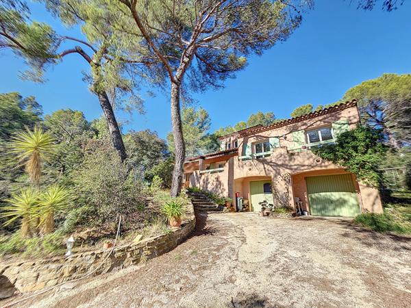 Maison Six Fours Les Plages 6 pièce(s - Le Brusc