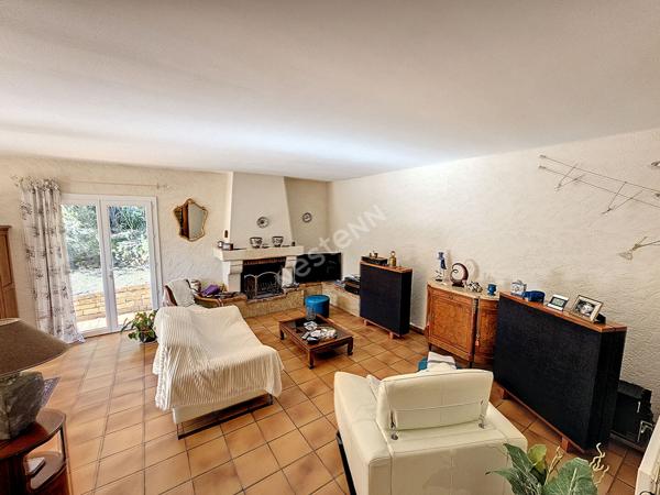 Maison Six Fours Les Plages 6 pièce(s - Le Brusc