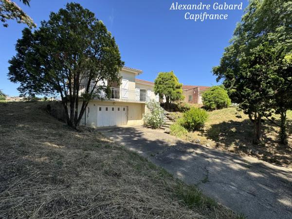 Axe La Réole-Langon - Maison de plain-pied - 5 chambres + bureau - Jardin 3 000 m² - 3 Garages