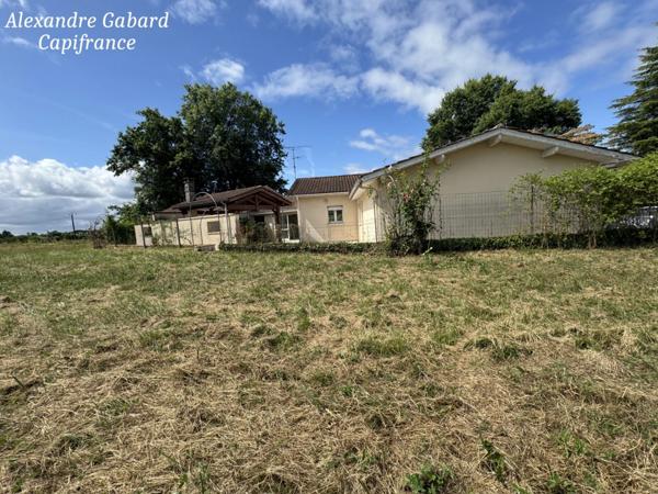 Axe La Réole-Langon - Maison de plain-pied - 5 chambres + bureau - Jardin 3 000 m² - 3 Garages