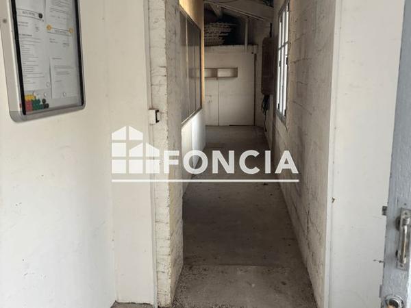 Location Local commercial 5 pièces 98.3 m² - 186 BOULEVARD SAINT LOUP Marseille 13010