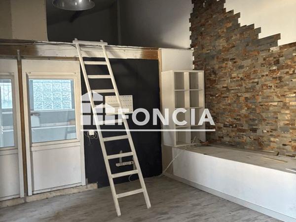 Location Local commercial 5 pièces 98.3 m² - 186 BOULEVARD SAINT LOUP Marseille 13010