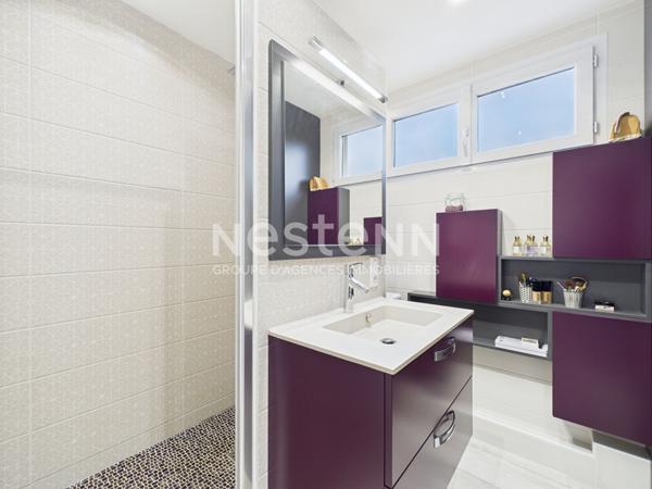 A vendre à Arpajon Sur Cère, Appartement 3 pièces d'une surface de 72 m² avec loggia, cave et garage.