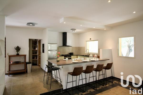 Maison à vendre 5 pièces 225 m² Montauroux