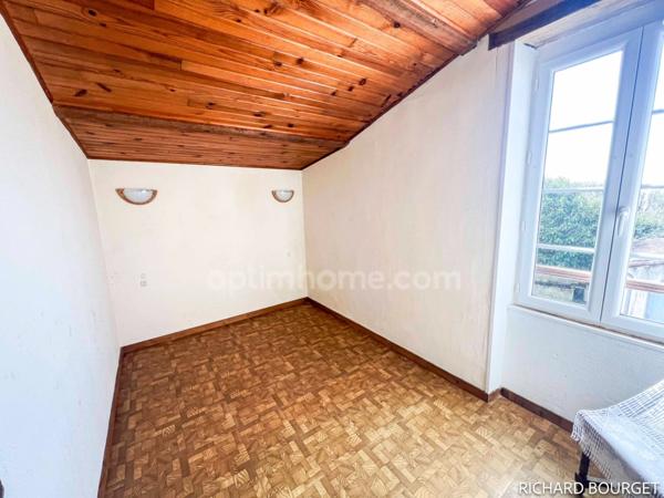 Maison en pierres de 4 chambres avec une dépendance, SAINTE MARIE DE RE - 17740