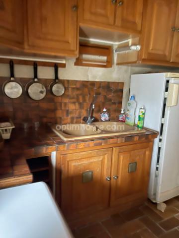 Maison en pierres de 4 chambres avec une dépendance, SAINTE MARIE DE RE - 17740