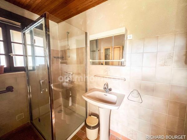 Maison en pierres de 4 chambres avec une dépendance, SAINTE MARIE DE RE - 17740