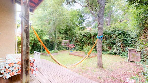 Maison Castanet Tolosan centre 6 pièce(s) 119 m2