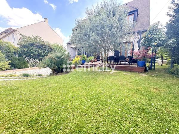 Maison 6 pièces - 165 m²