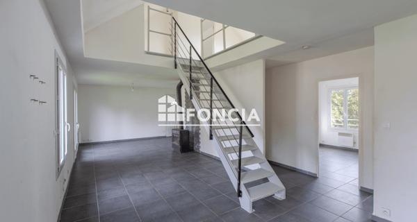 À vendre Maison 5 pièces 110 m² - Amboise 37400
