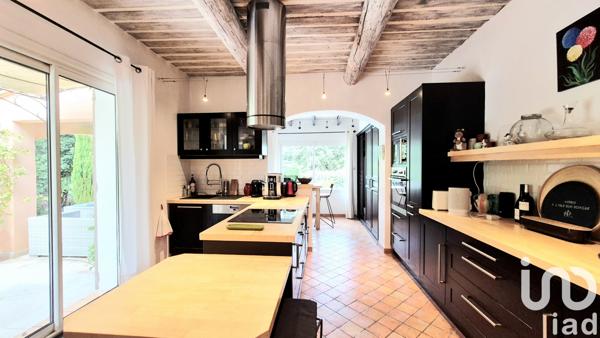 Maison à vendre 6 pièces 225 m² L'Isle-sur-la-Sorgue