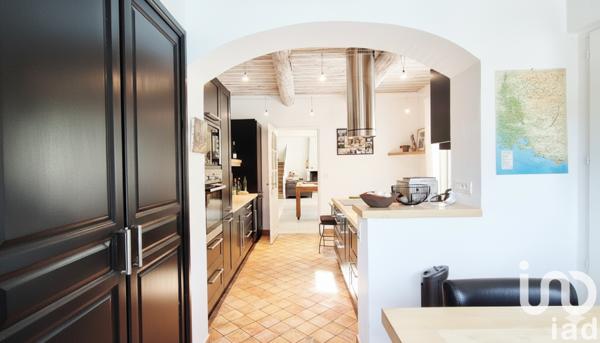Maison à vendre 6 pièces 225 m² L'Isle-sur-la-Sorgue