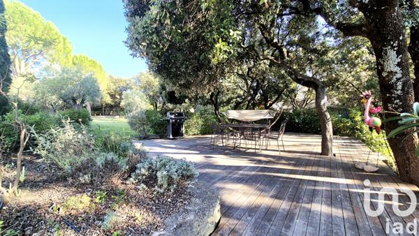 Maison à vendre 6 pièces 225 m² L'Isle-sur-la-Sorgue