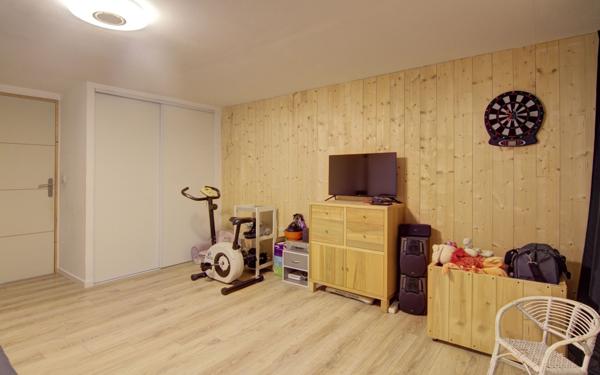 Maison à vendre    4 pièces • 130 m2 Saint-Martin-la-Plaine