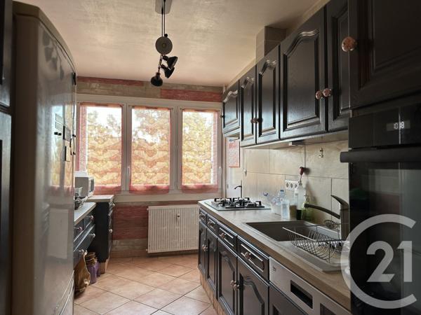 Appartement T5 à vendre  5 pièces - 101,61 m2 MONTELIMAR - 26