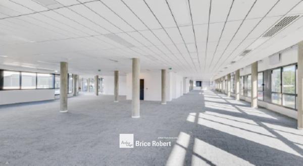 Bureaux à louer à Champagne-au-Mont-d'Or immeuble moderne et divisible