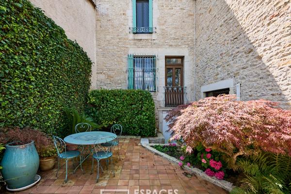 Maison de caractère avec son annexe indépendante