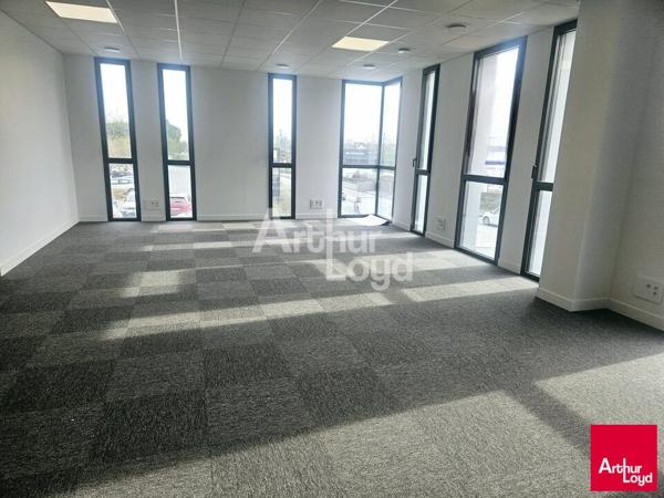 ANGERS EST BUREAUX DE 129 M² A VENDRE