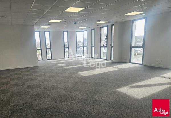 ANGERS EST BUREAUX DE 129 M² A VENDRE