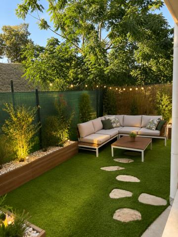 T2 récent avec terrasse, jardin et double stationnement