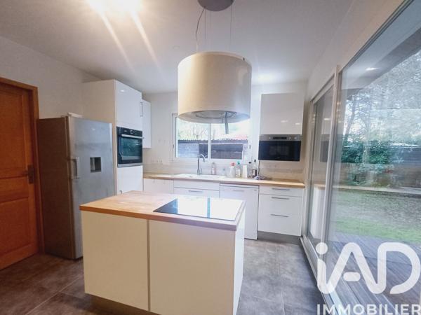 Maison à vendre 5 pièces 120 m² Lesparre-Médoc